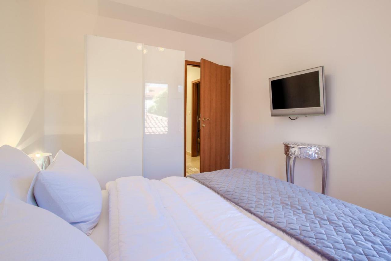 Apartment San Rocco Center Pula Luaran gambar