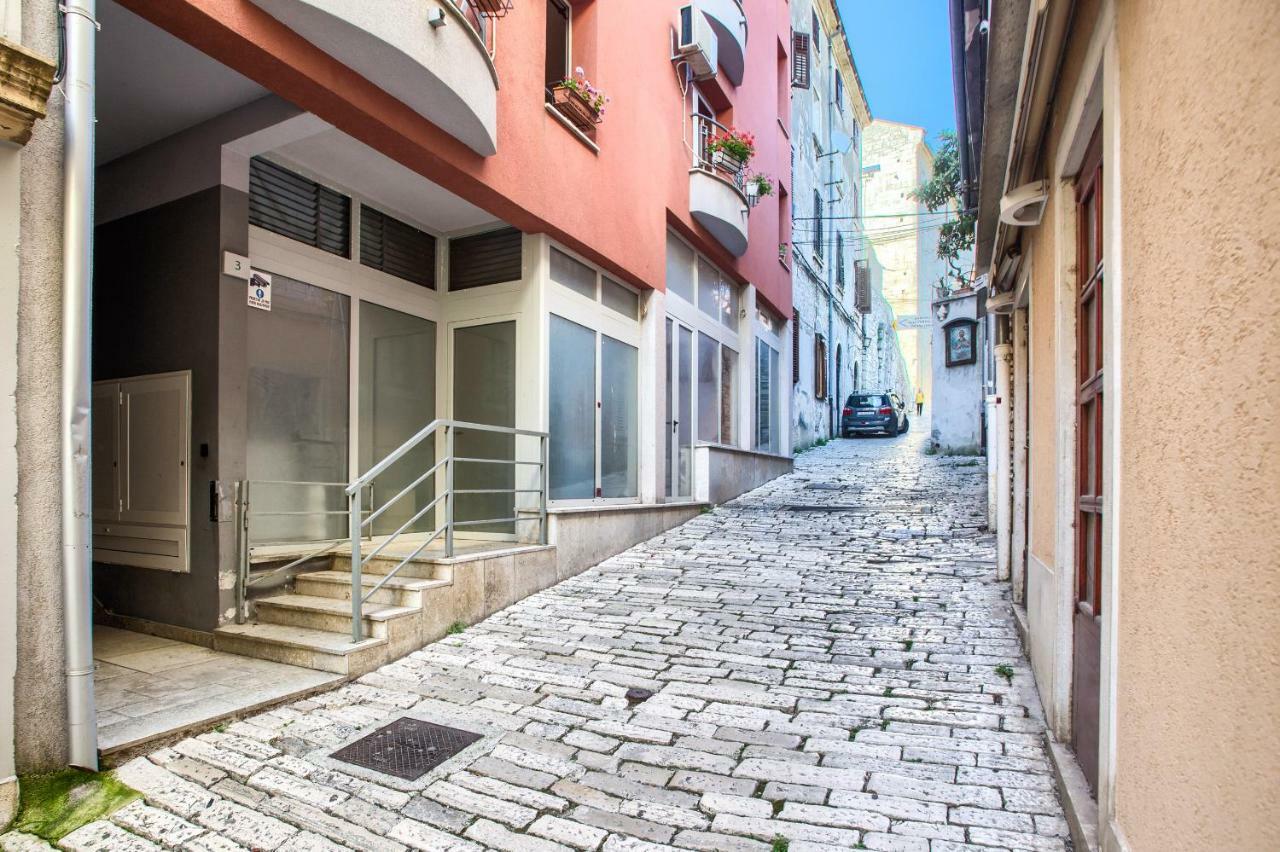 Apartment San Rocco Center Pula Luaran gambar