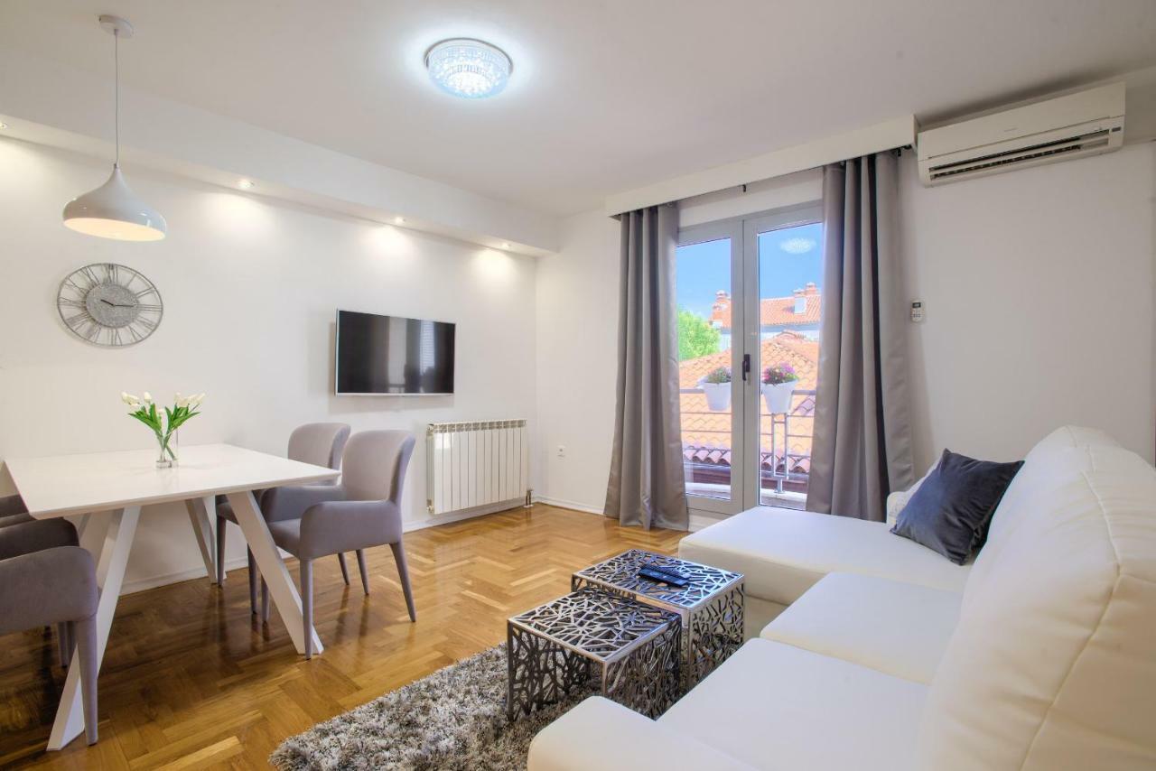 Apartment San Rocco Center Pula Luaran gambar